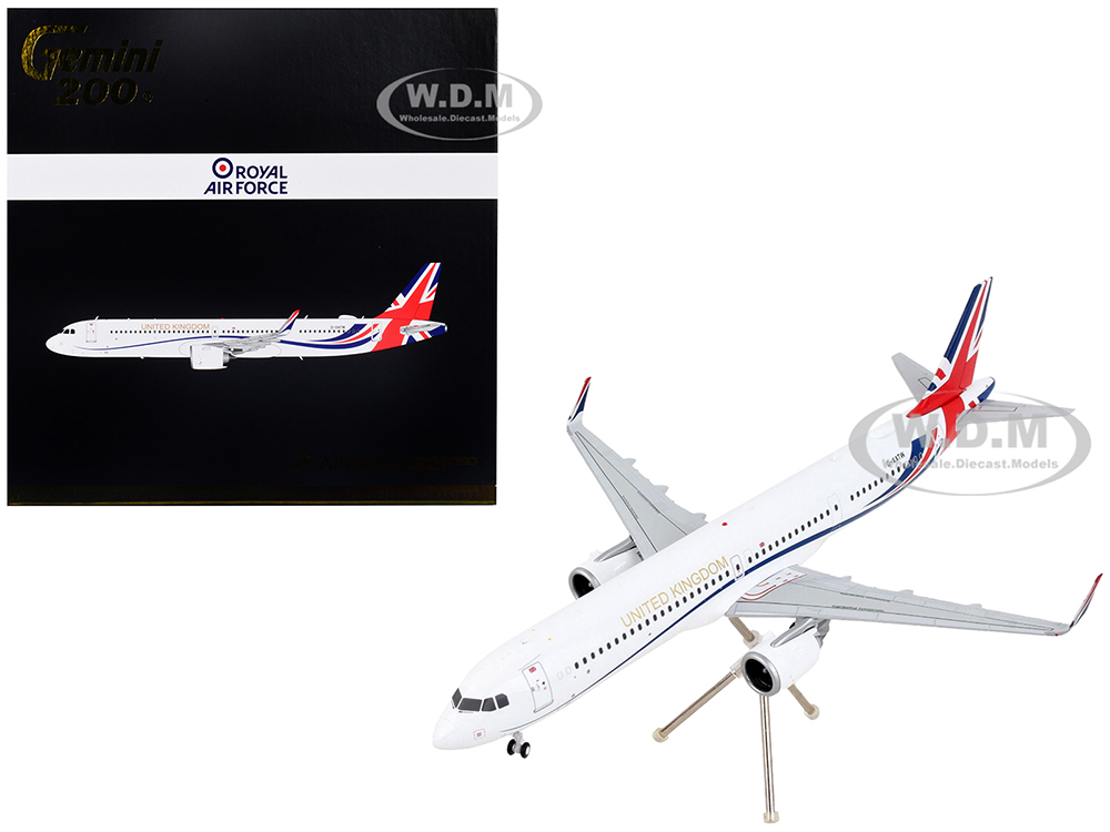 Image of Airbus A321neo Commercial Aircraft "British Royal Air Force" White with United Kingdom Flag Graphics "Gemini 200" Series 1/200 Diecast Model Airplane