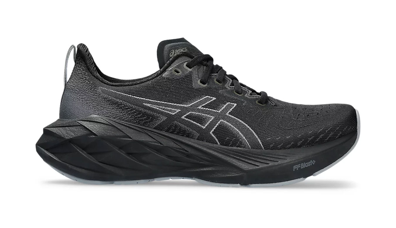 Image of Asics Novablast 4 SK