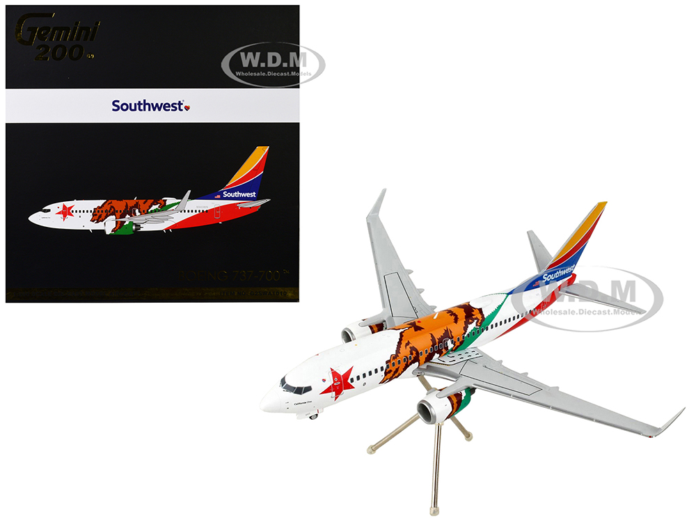Image of Boeing 737-700 Commercial Aircraft "Southwest Airlines - California One" California Flag Livery "Gemini 200" Series 1/200 Diecast Model Airplane by G