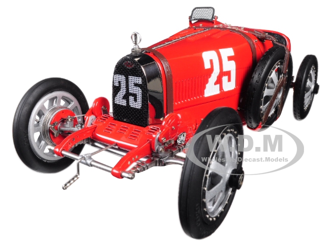 Image of Bugatti T35 25 National Colour Project Grand Prix Portugal Limited Edition to 500 pieces Worldwide 1/18 Diecast Model Car by CMC