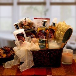 Image of Caramel & Creme Bliss Spa Gift Basket