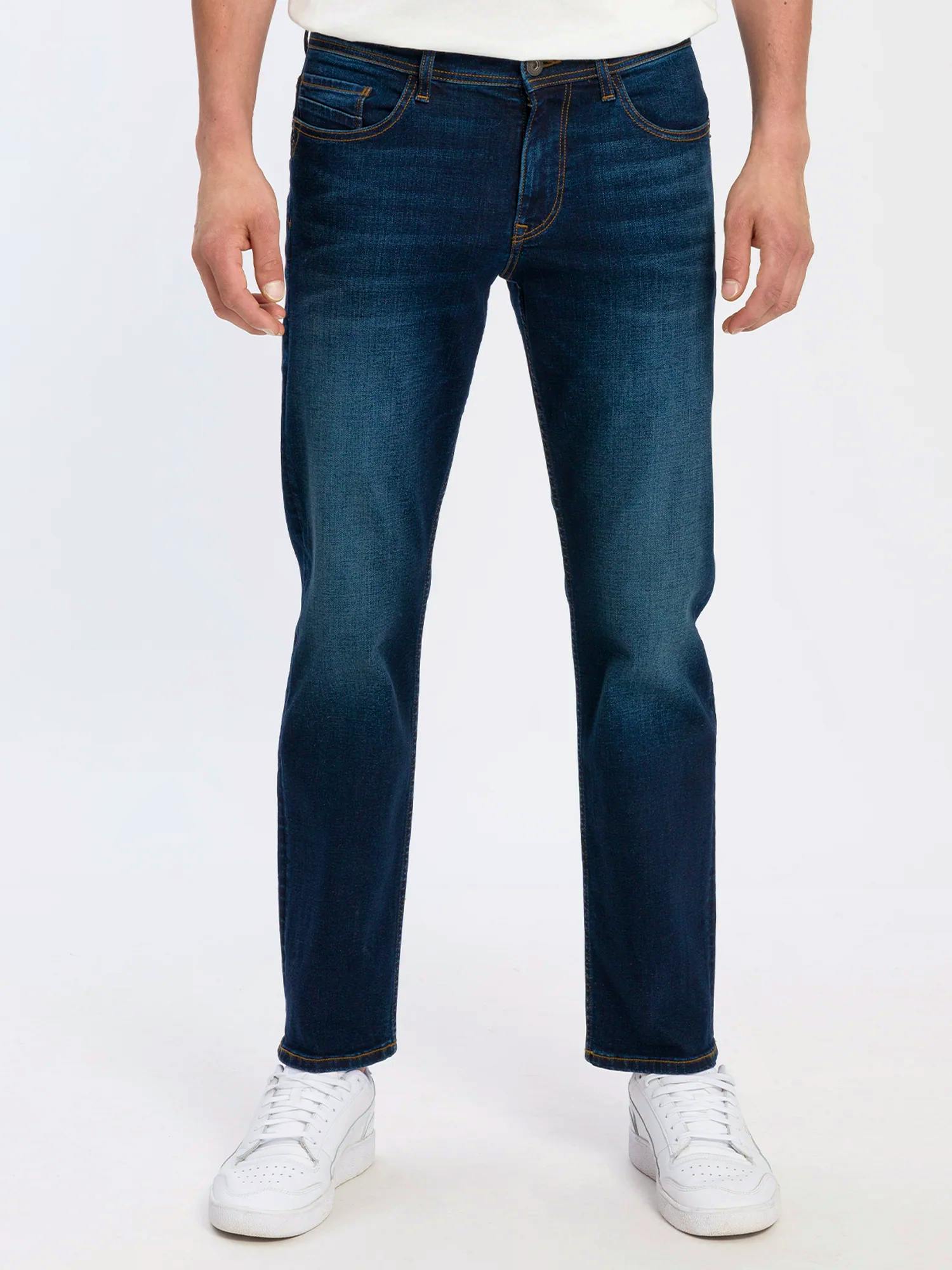 Image of Cross Jeans Antonio Relaxed Fit deep blue