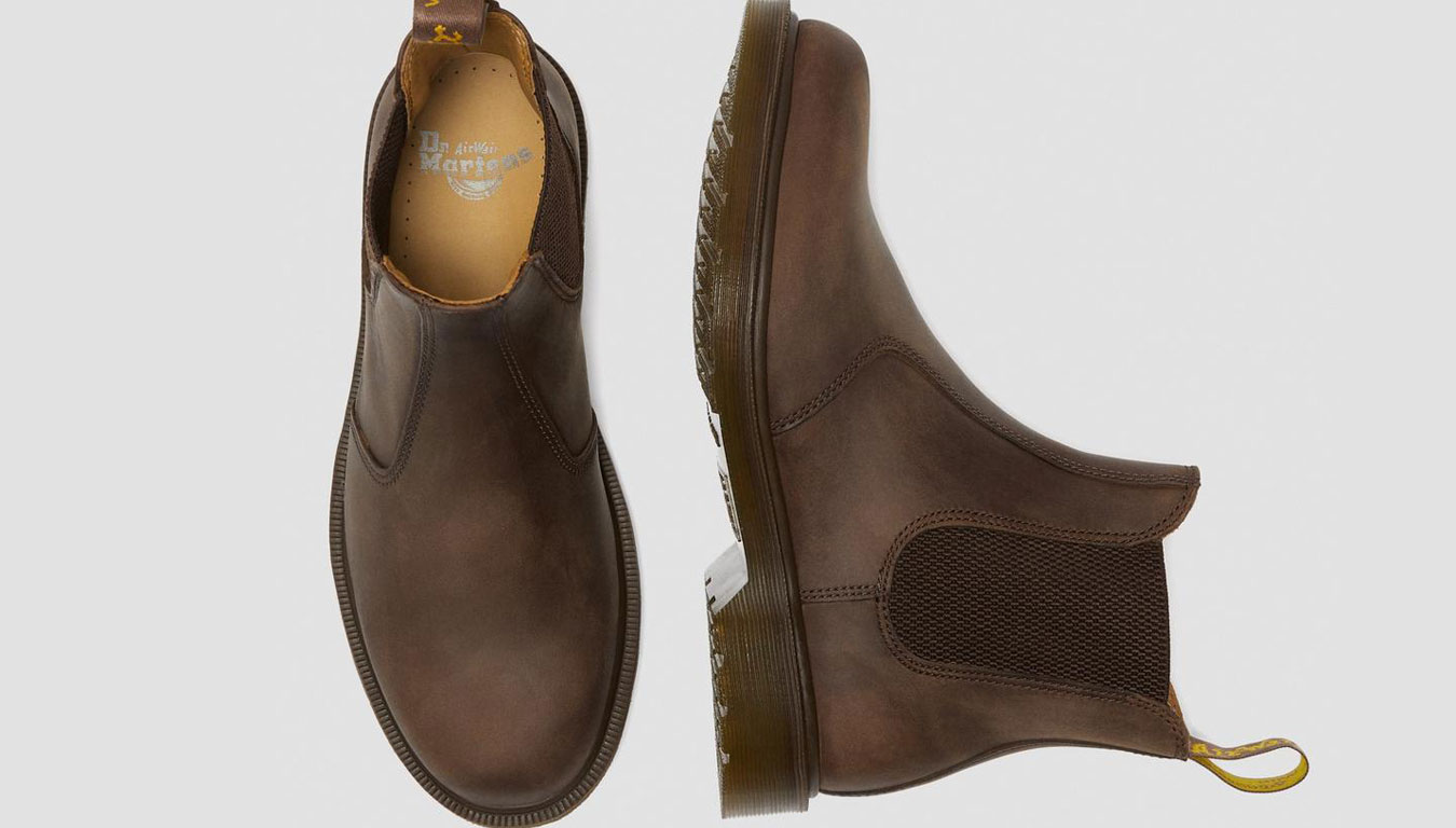 Image of Dr Martens 2976 Leather Chelsea Boots DE