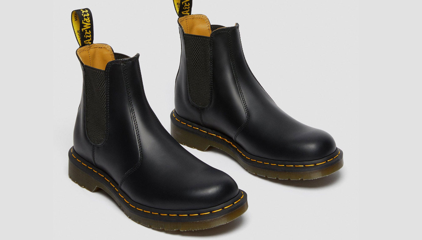 Image of Dr Martens 2976 Smooth Leather Chelsea Boot FR