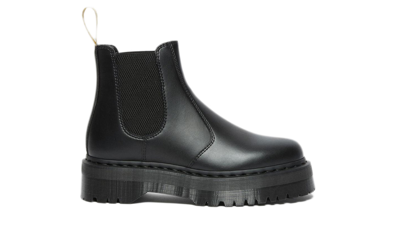 Image of Dr Martens Vegan 2976 Quad Mono Chelsea Boots IT