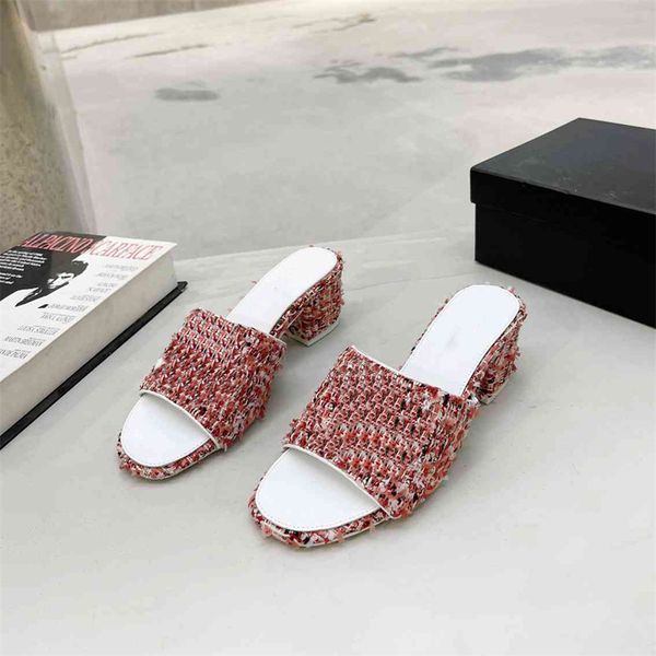 Image of ENSP 864185438 designer outdoor beach channel shoes summer cc women&#039s slide classic coachs sandals flip fashion casual slippers z7