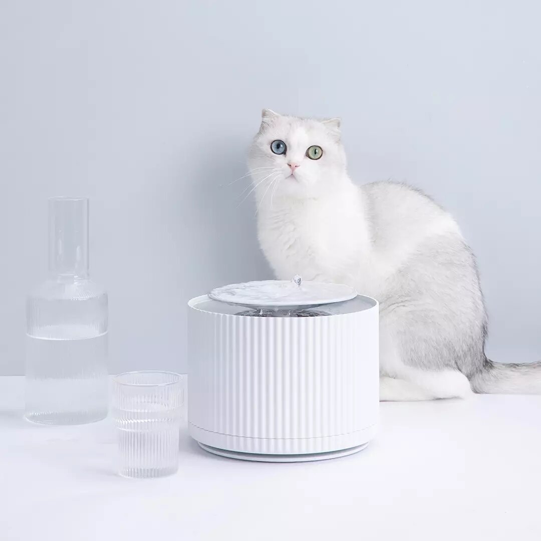 Image of FURRYTAIL Smart Cat Pet Water Dispenser Water Purifier 5 Layer Filter 360 Degree Open Drinking Tray Pet Drinking Fountai