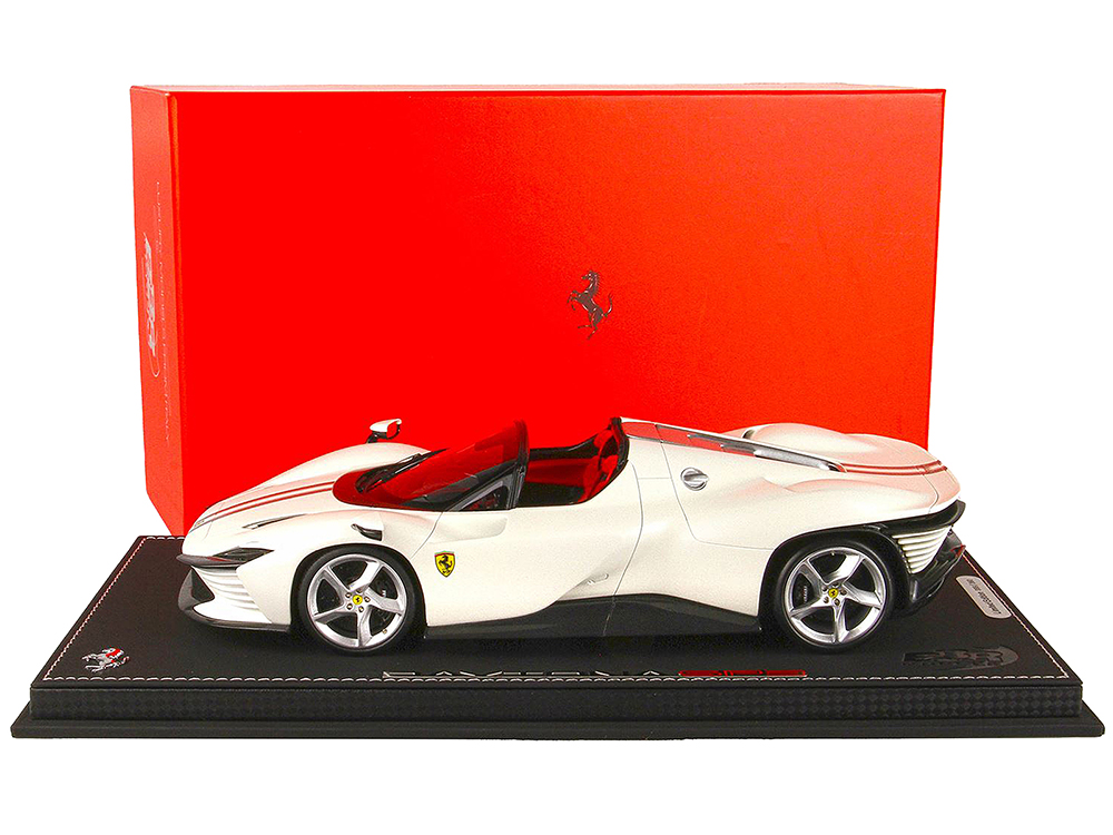Image of Ferrari SP3 Daytona "Icona Series" Bianco Italia White Metallic with Silver Stripes with DISPLAY CASE Limited Edition to 360 pieces Worldwide 1/18 Mo