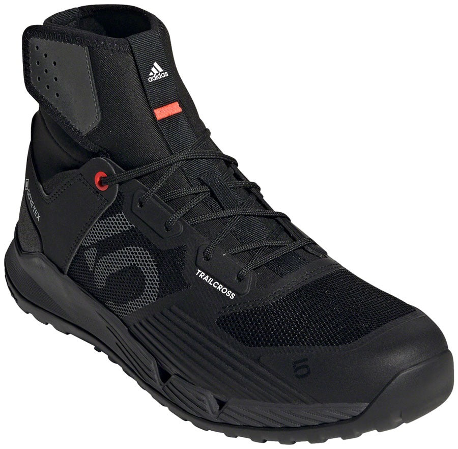 Image of Five Ten Trailcross GTX Flat Shoes - Men's Core Black / DGH Solid Gray / FTWR White