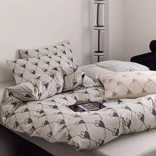 Image of ID 1358797953 Heart Bedding Set (Various Designs)