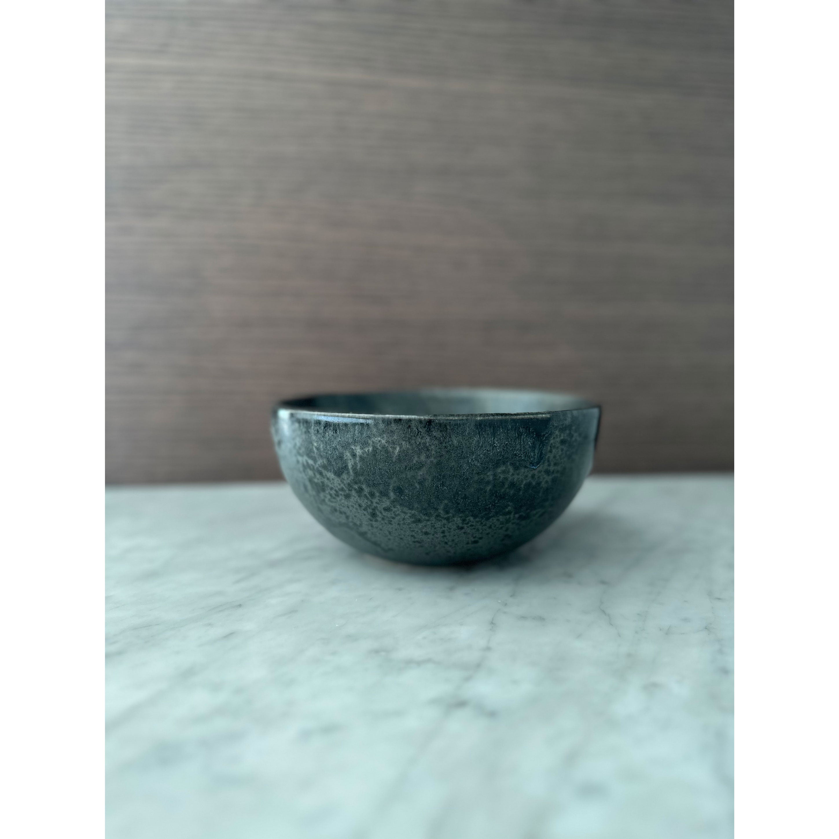 Image of ID 1379681148 KH Wurtz Medium Deep Bowl Black