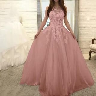 Image of ID 1382513622 Sleeveless Plain Lace Panel A-Line Ball Gown