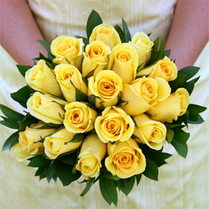 Image of ID 495070470 6 Bridal Bouquets Yellow Roses