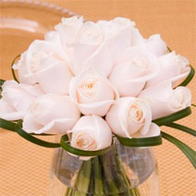 Image of ID 495071075 6 Wedding Centerpieces Roses
