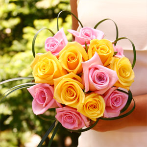 Image of ID 495071435 6 Bridal Bouquets Yellow Roses