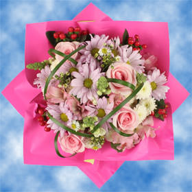 Image of ID 687577641 5 Pink Roses & Filler Bouquets