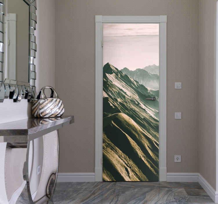 Image of Lámina adhesiva para puerta paisaje montañoso