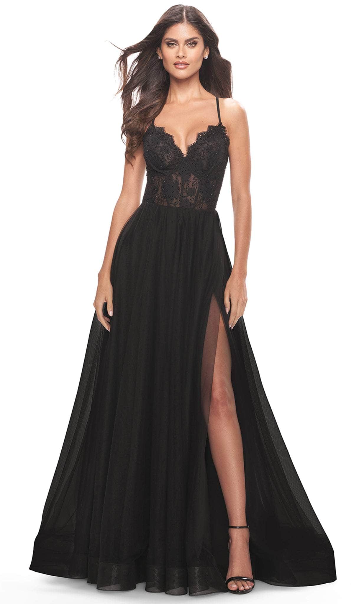 Image of La Femme 31271 - Sweetheart Scalloped Lace Evening Dress