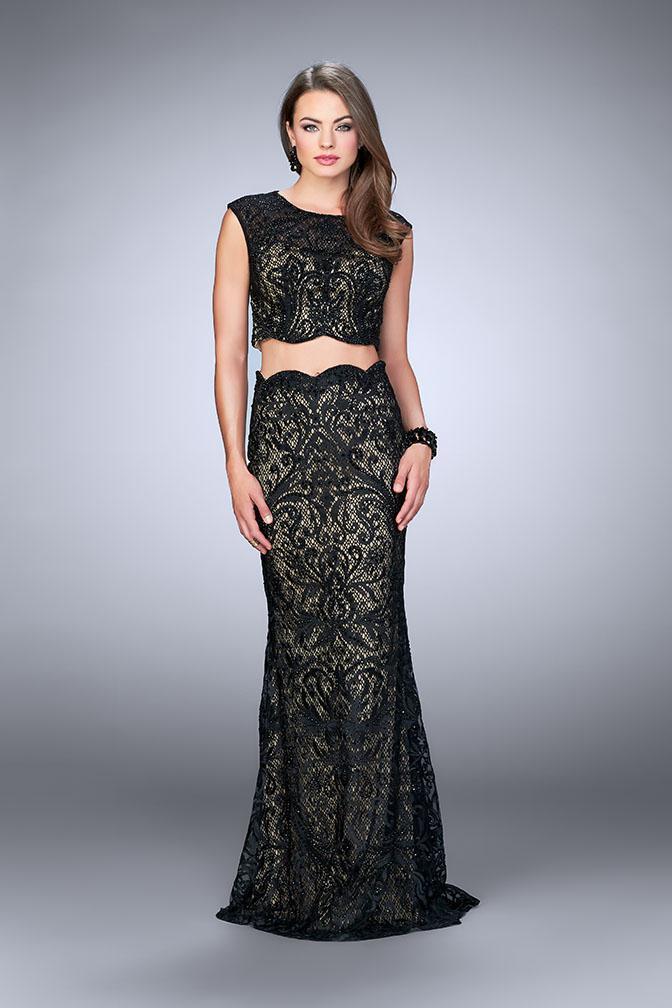 Image of La Femme Gigi - 23766 Elaborate Scallop Lace Long Evening Gown