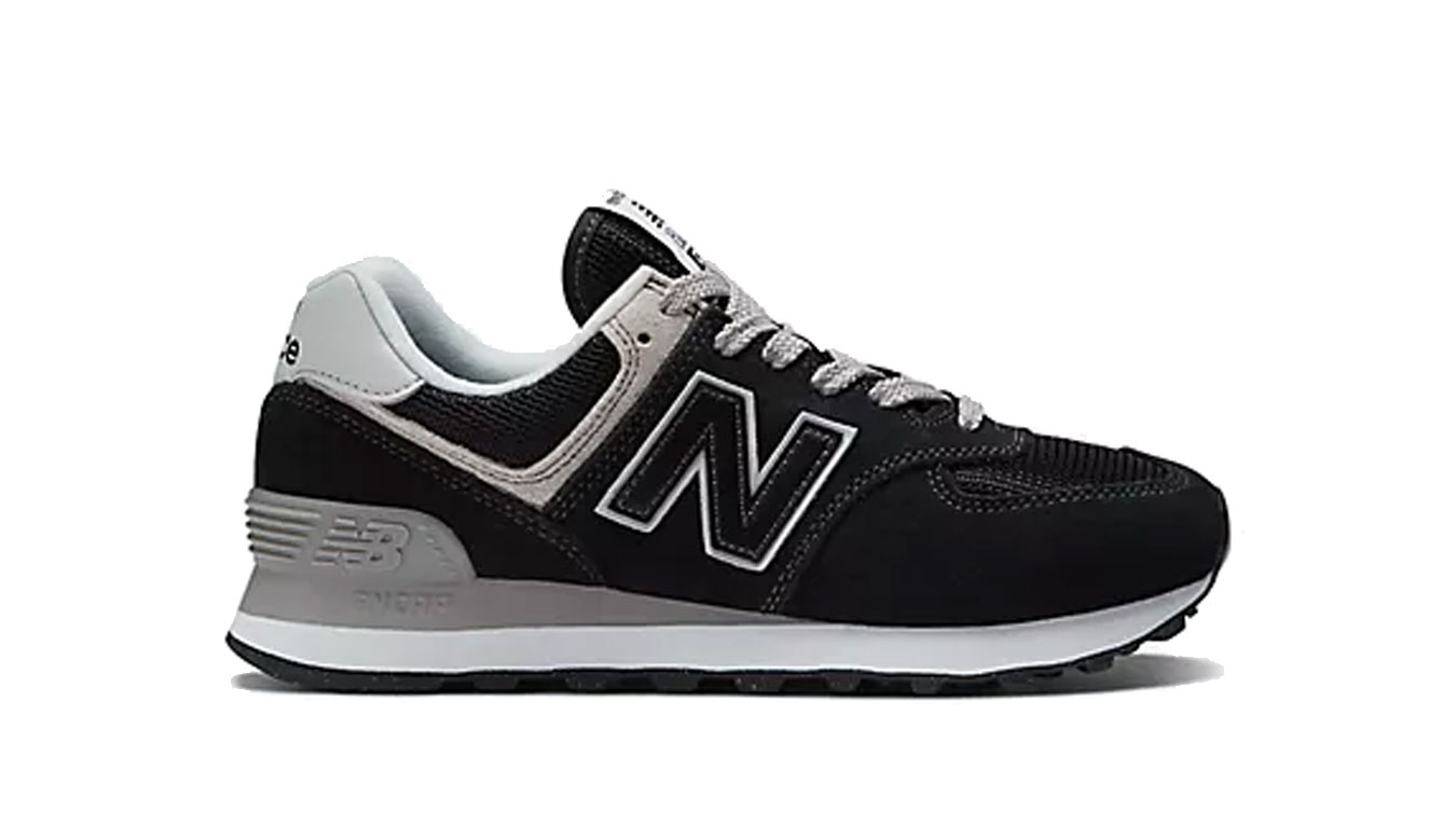 Image of New Balance 574 Core Black WL574EVB DE