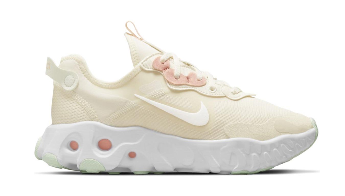 Image of Nike React Art3mis Wmn's HR