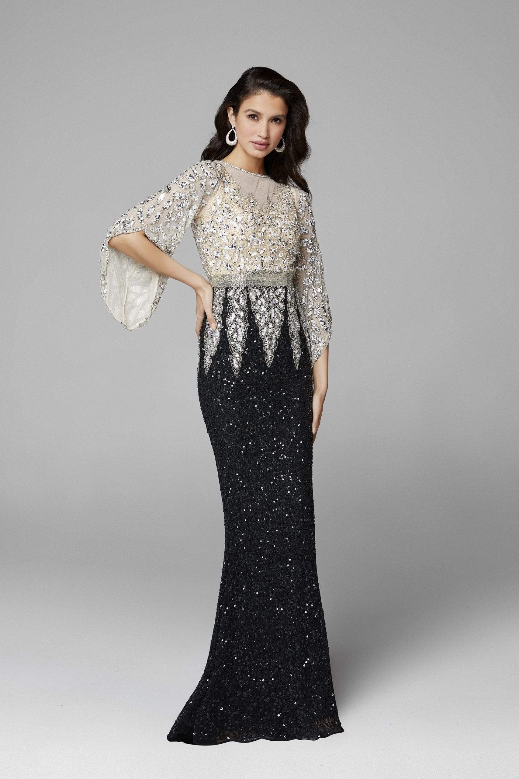 Image of Primavera Couture - Stunning Two-Tone Sequin Embellished Long Gown with Batwing Sleeves 1424