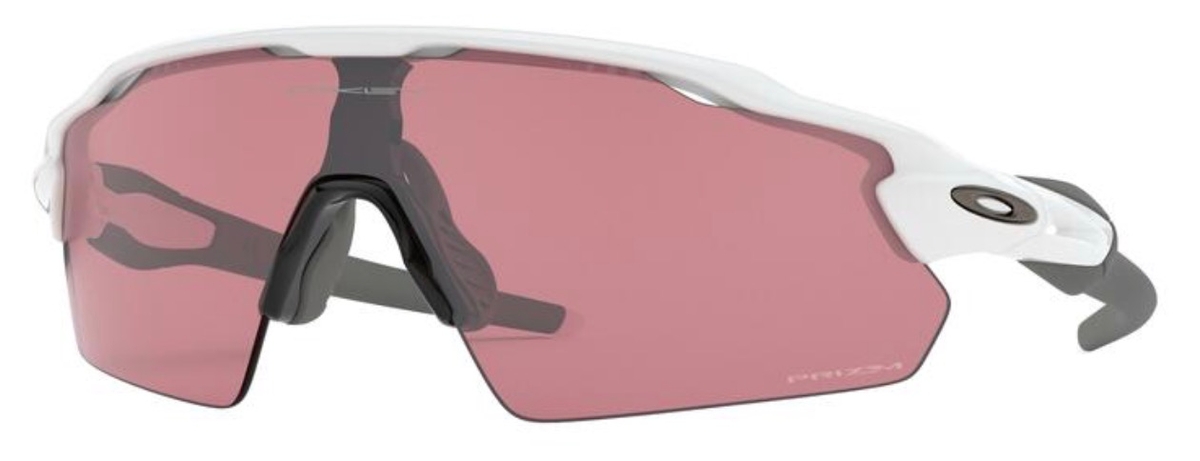 Image of RADAR EV PITCH OO 9211 Sunglasses Polished White / prizm dark golf