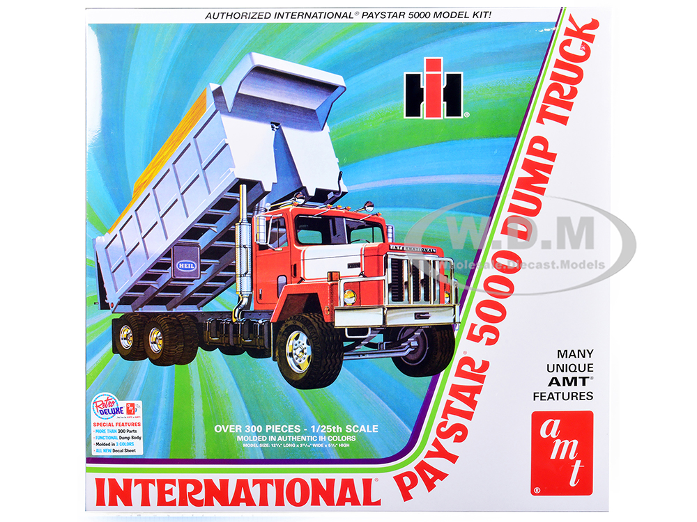 Image of Skill 3 Model Kit International PayStar 5000 Dump Truck 1/25 Scale Model by AMT