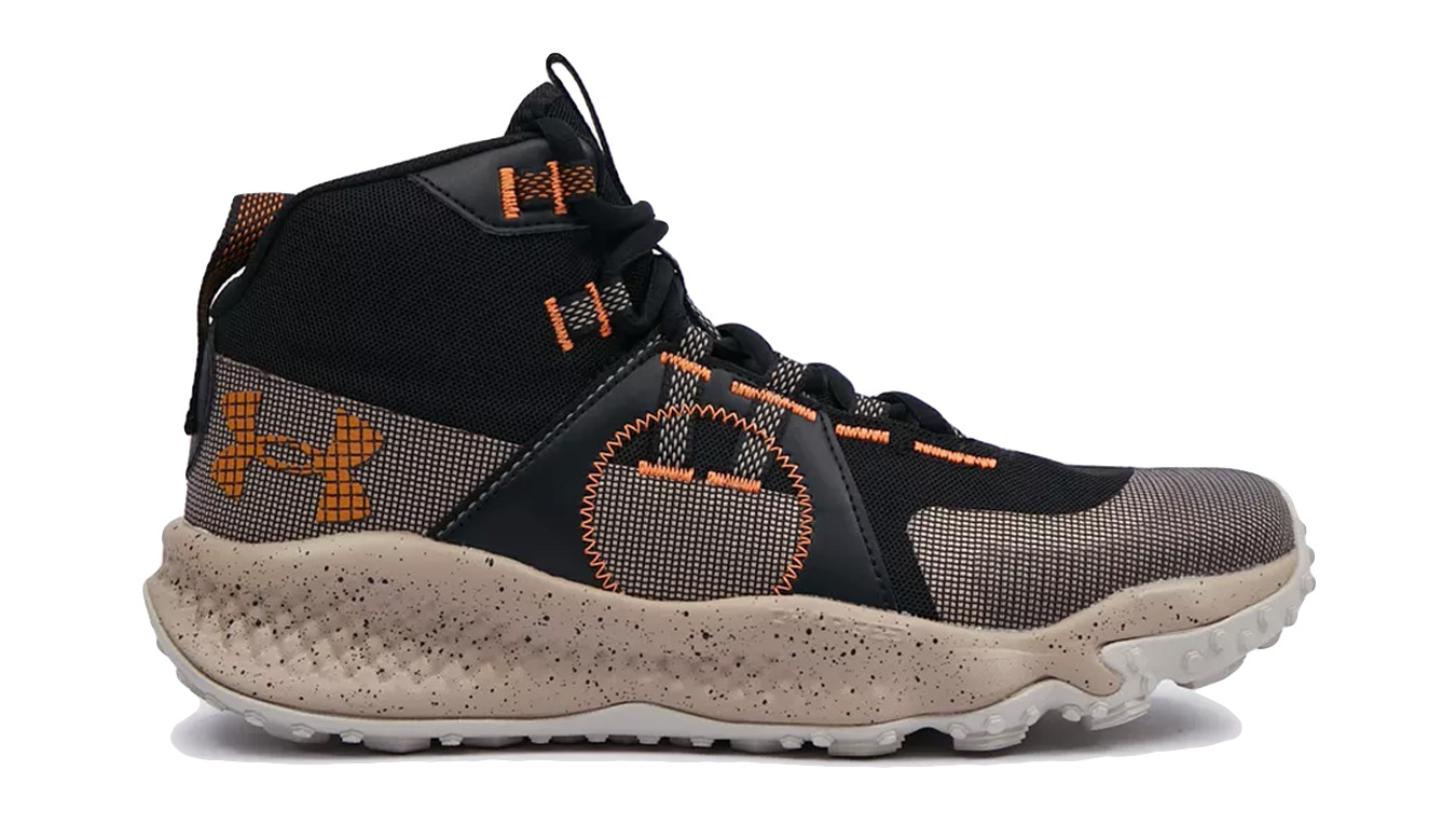 Image of Under Armour Charged Maven Trek-BRN CZ