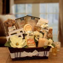 Image of Vanilla Essence Candle Gift Basket
