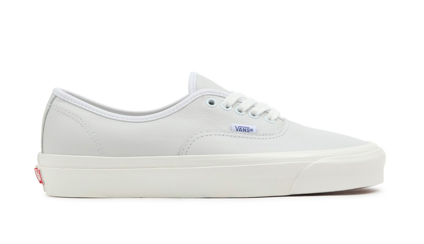 Image of Vans Authentic 33 Dx Anaheim Factory White RO