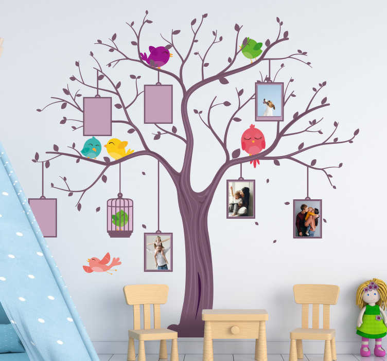 Image of Vinilo infantil personalizable árbol familiar