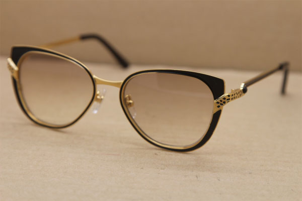 Image of Wholesale Hot 6338248 New womens sunglasses Cat Eye lenses High quality men Glasses driving glasses C Decoration gold frame Size:51-15-135mm
